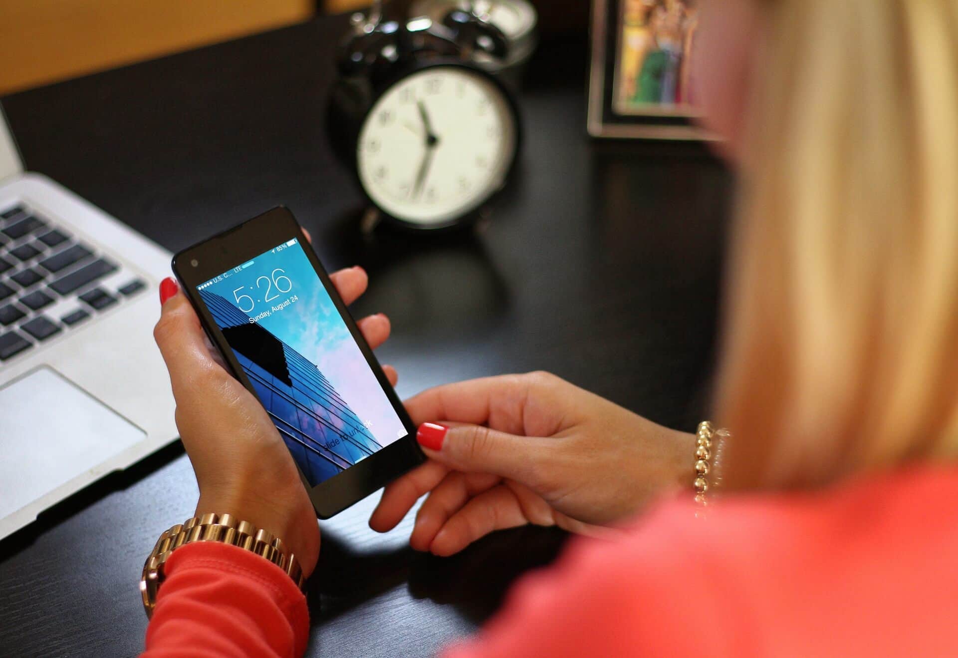 content/en-au/images/repository/isc/2020/how-to-speed-up-your-android-phone.jpg